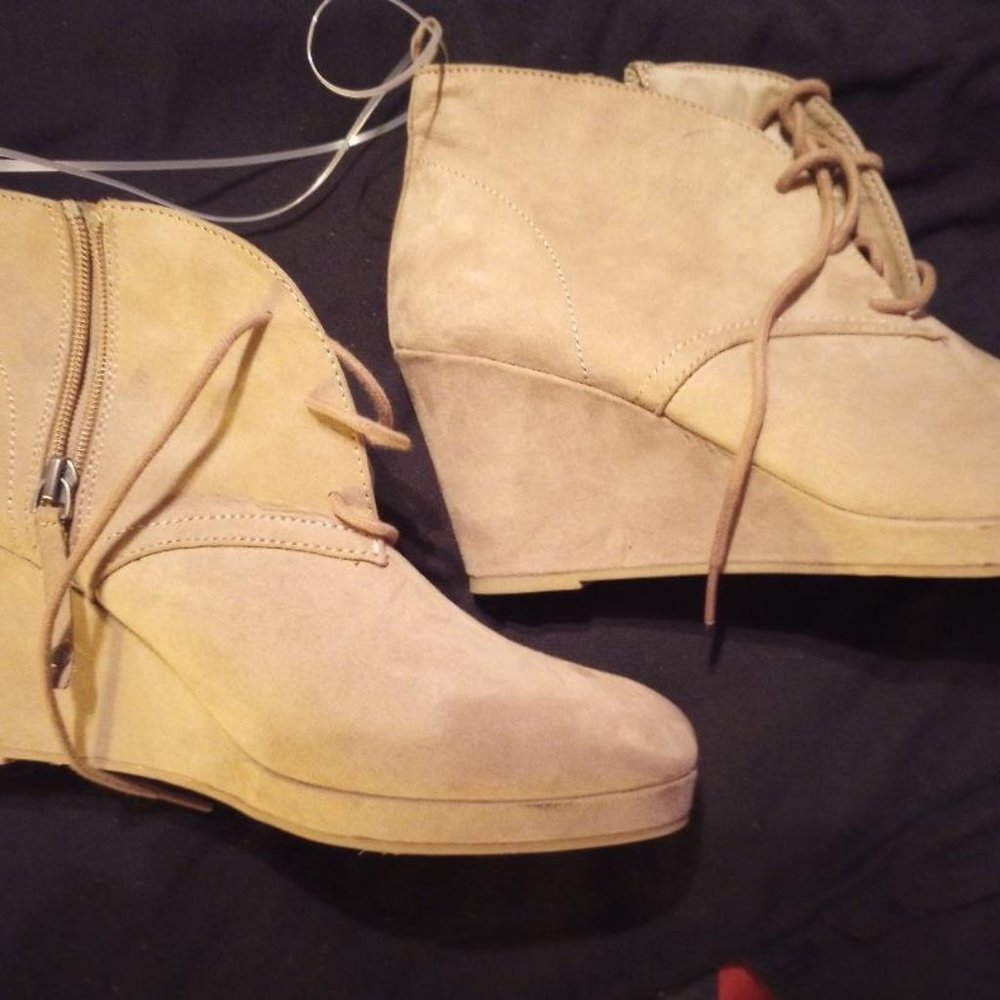 DOLCE VITA BOOTS